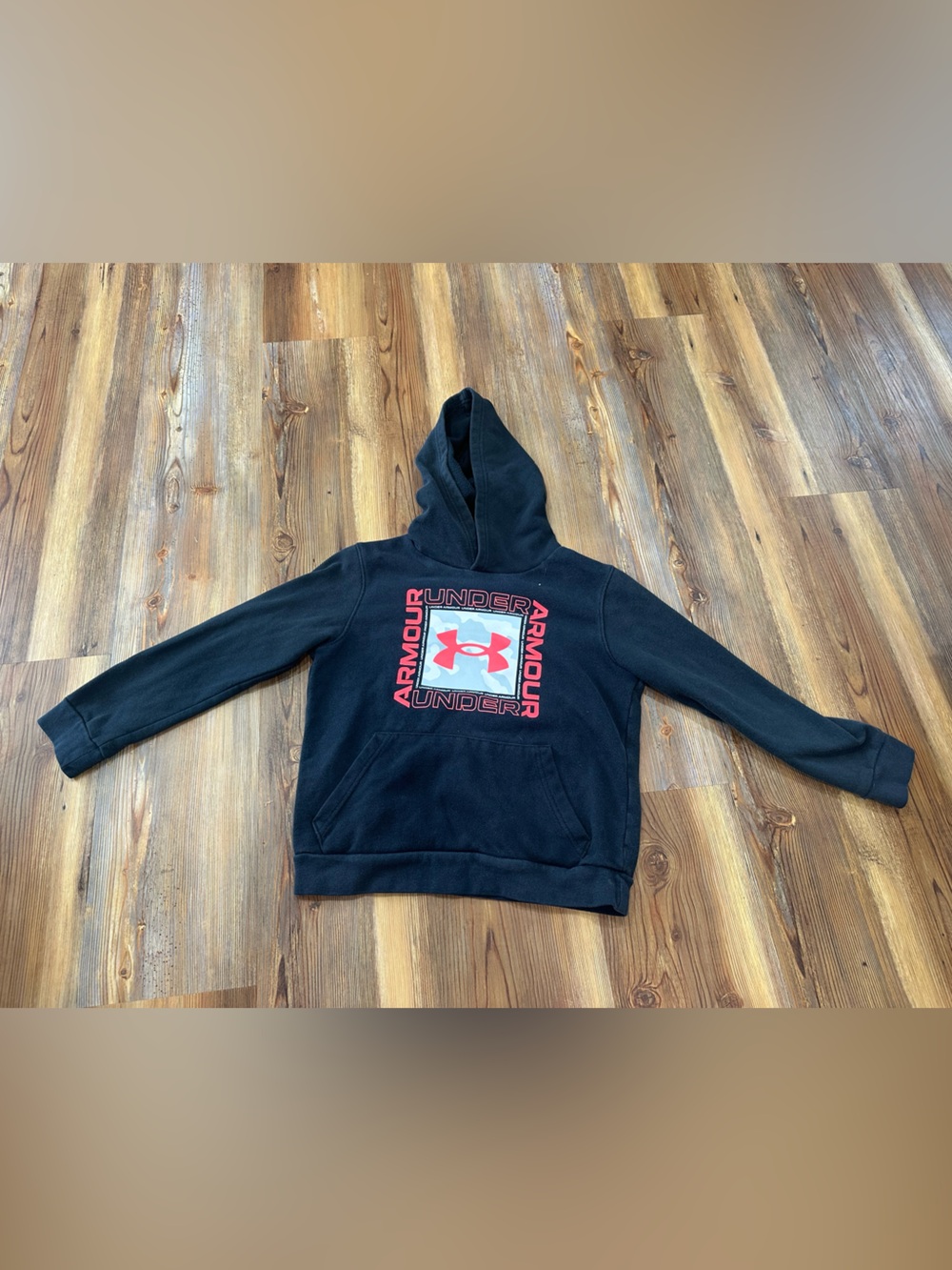 Under Armour Black Hoodie with Red Logo and Gray Camo Accent Youth Small